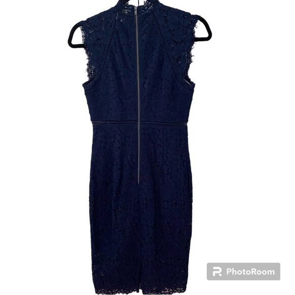 ✨BARDOT LACE PANEL DRESS✨ - Picture 8 of 10